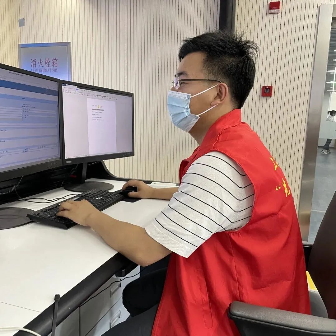 详细阅读:平阳最新上海医保局24小时在线咨询方法分析(最方便真实的平阳上海医保局24小时在线咨询平台方法) 平阳最新上海医保局24小时在线咨询方法分析(最方便真实的平阳上海医保局24小时在线咨询平台方法)